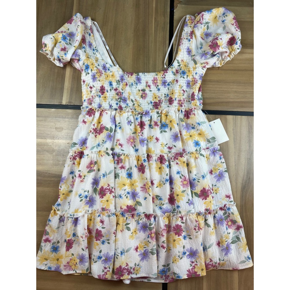 B. Smart Floral Smocked Tiered Mini Dress JR43AH09 White Multicolor Size 15‎ NWT